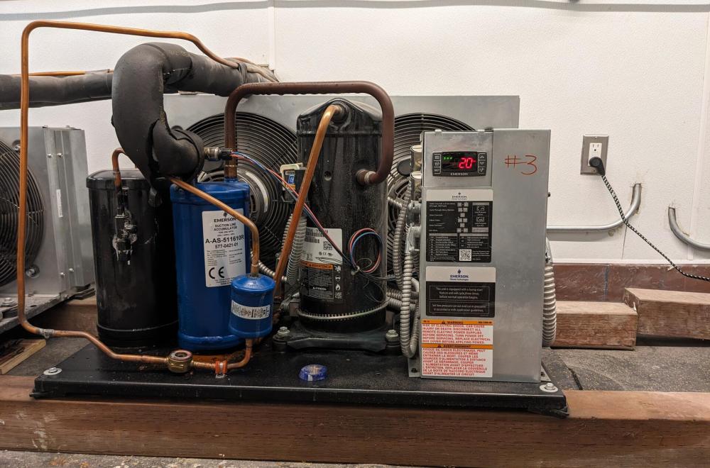 Remote condensing unit